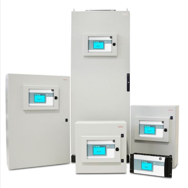 Picture of 19’’ Rack enclosure versions and Front Panel 5U Controller